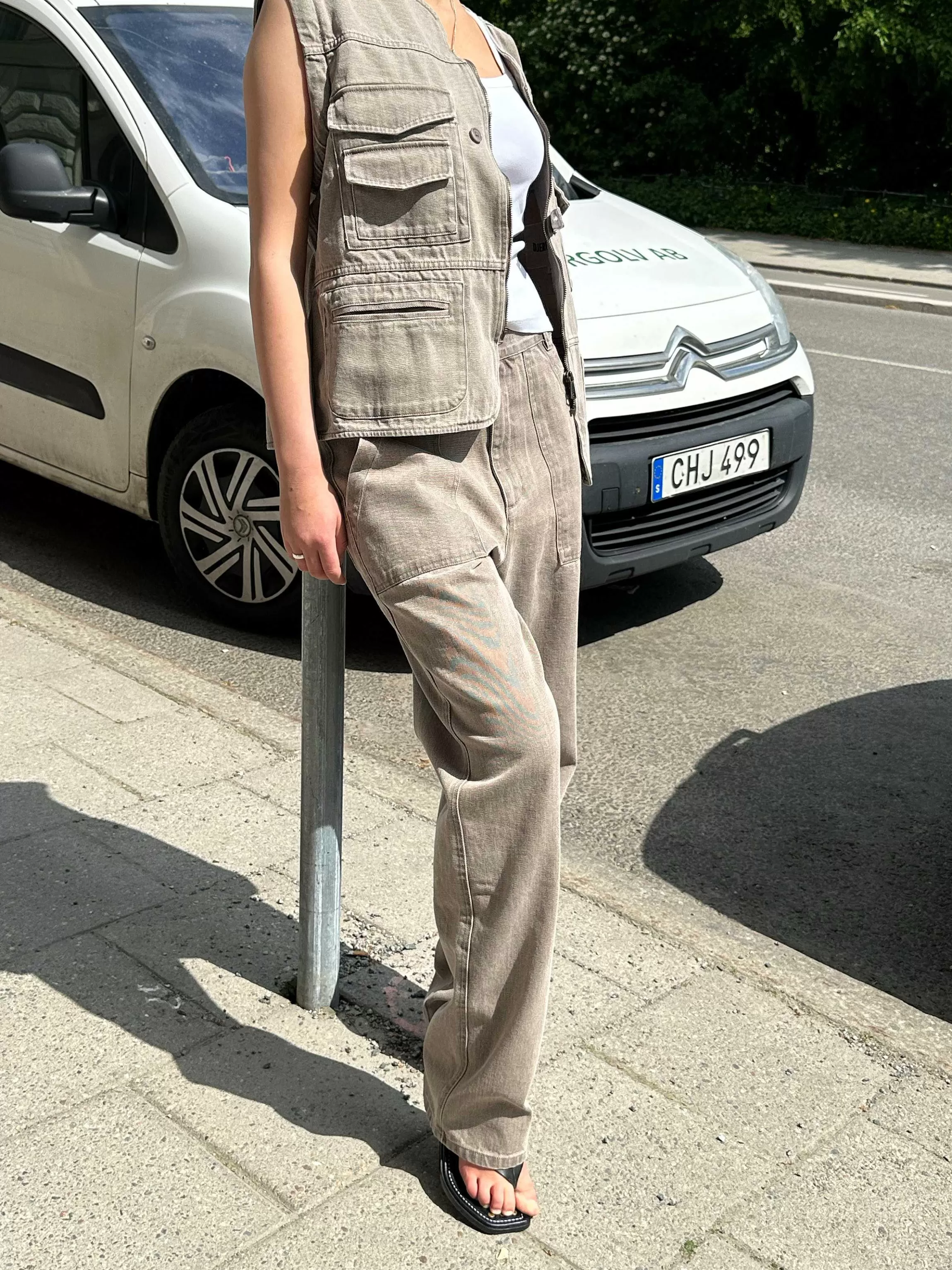 Djerf Avenue Go To Pants Brown - Tall New